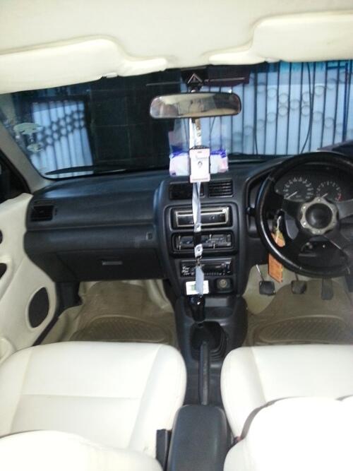 mazda 323 familia 1.8 2000 jatibening bekasi