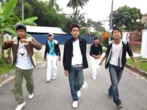 boyband baru saingan sm*sh nie gan.