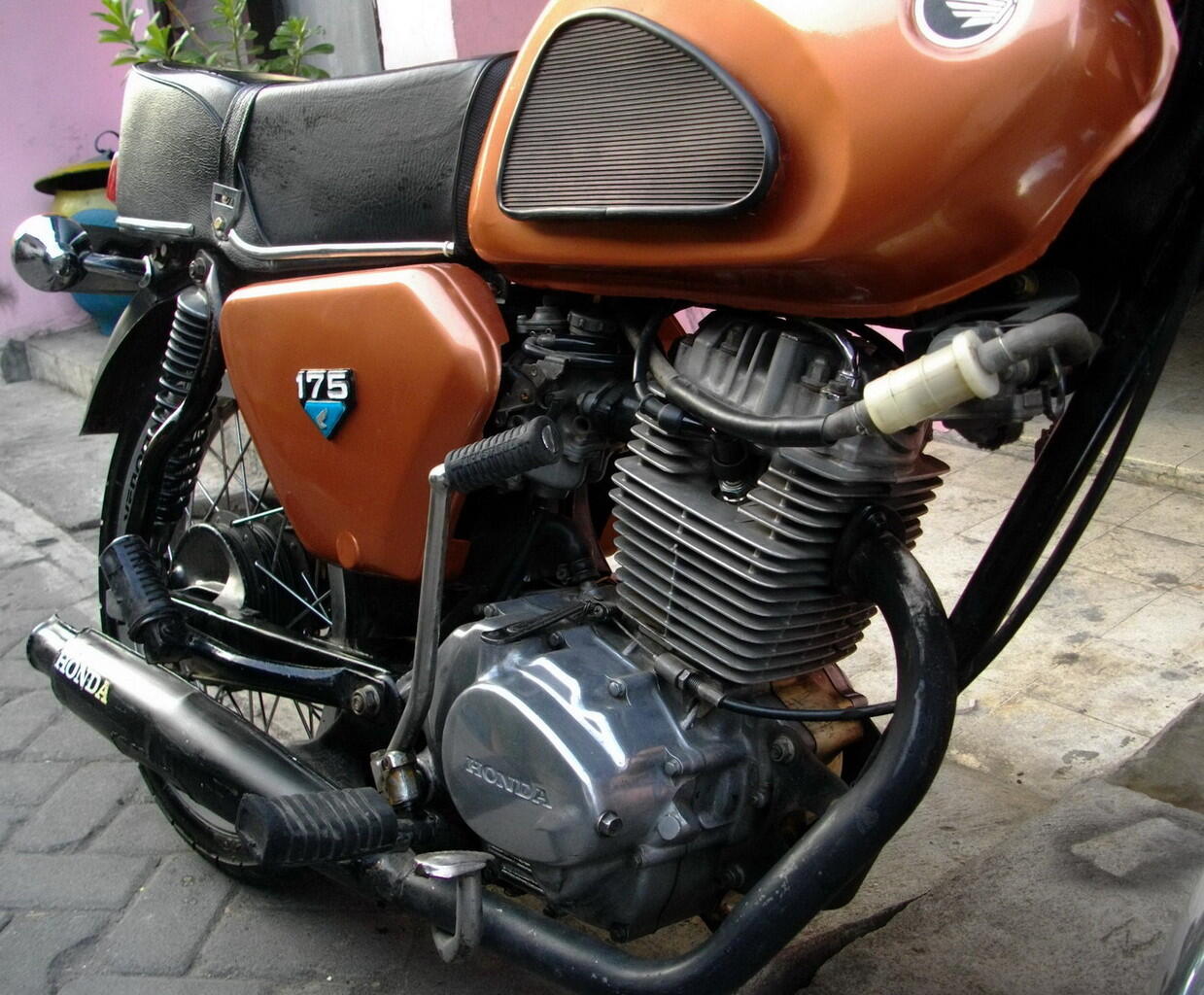 CB 100 TAHUN 76 CUSTEM MURAH