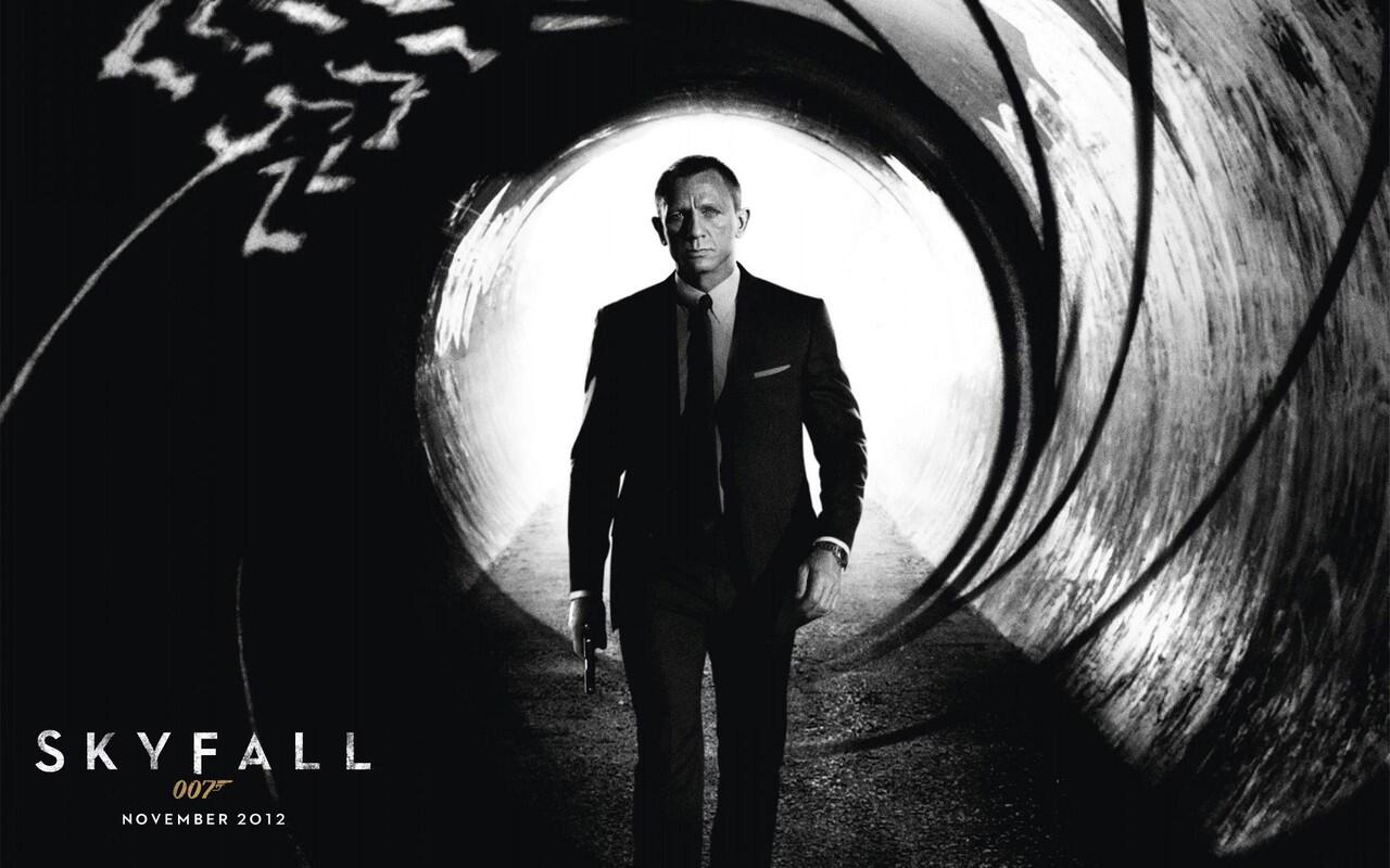 Skyfall Cetak Rekor Pendapatan Film Bond Terbesar 