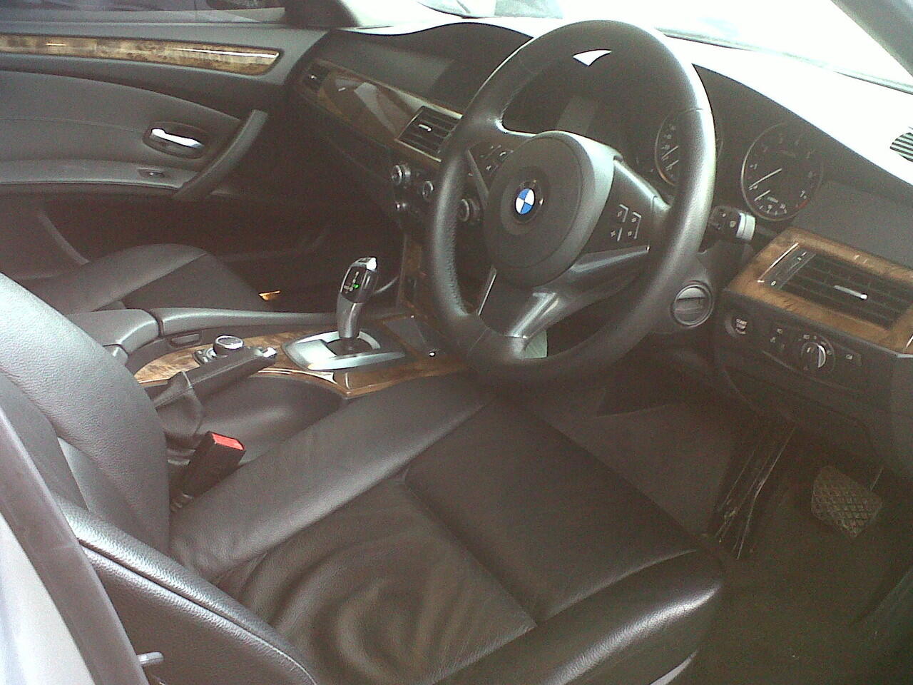BMW 530i E60 AT 2009