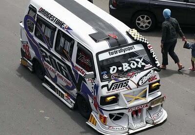 Mobil Angkot BerGaya Fast and Furious