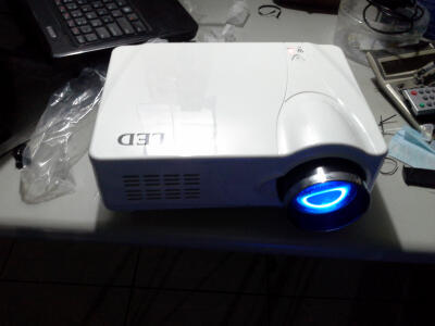 jual projector murah,,cek tkp gan