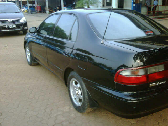 Corona abs 1.600 cc tahun 1994 hitam irit dan nyaman