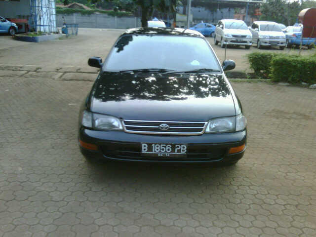 Corona abs 1.600 cc tahun 1994 hitam irit dan nyaman