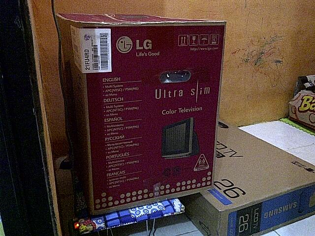 Tv tabung flat 21 inch merk LG,,,Jakarta