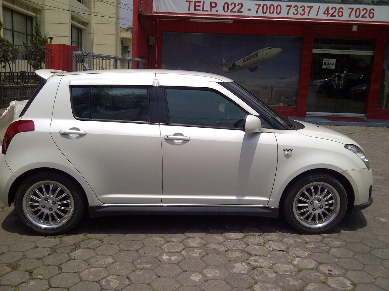 SUZUKI SWIFT GT M/T 2007 CBU WHITE ( Bandung)