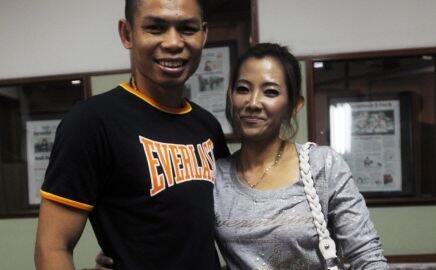 Karena Bertinju Chris John Sering Lupa Nama Sang Istri