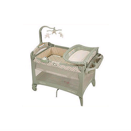 Jual barang eks baby : box graco, summer superseat, pigeon feeding set, etc