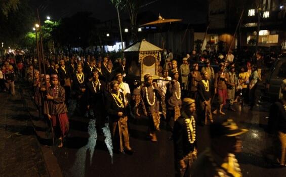 Mengenal Tradisi Malam Satu Suro Ditanah Jawa-Ragam Budaya Indonesia