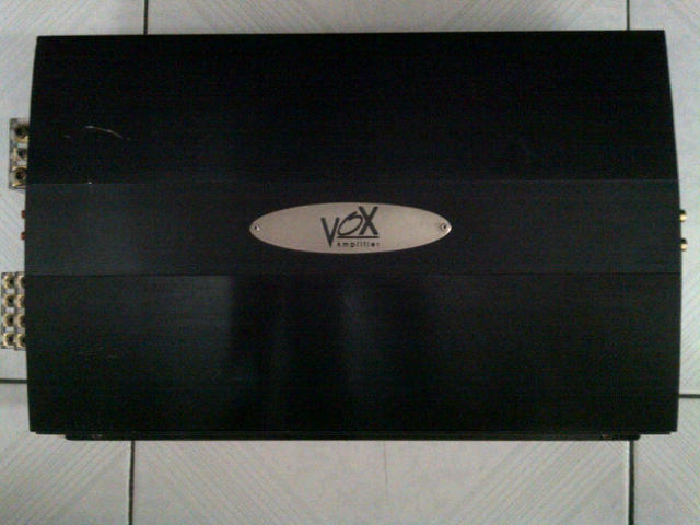 power vox va100.4
