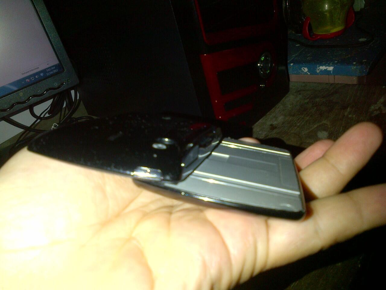 xplay cdma murah banget neh...buruan gan,..