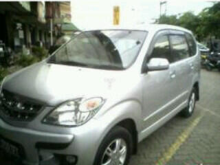 XENIA XI PLUS 2009 silver,,CReDIT dp 24 jt,,ang 2,8 jt.