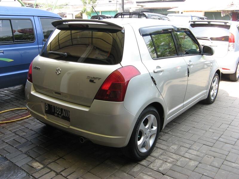 SUZUKI SWIFT GL (CBU) 2007 MANUAL SILVER ISTIMEWA