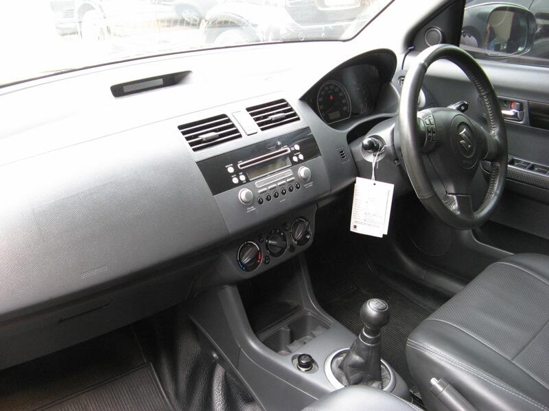 SUZUKI SWIFT GL (CBU) 2007 MANUAL SILVER ISTIMEWA