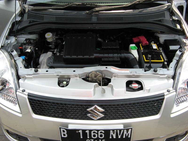 SUZUKI SWIFT GL (CBU) 2007 MANUAL SILVER ISTIMEWA