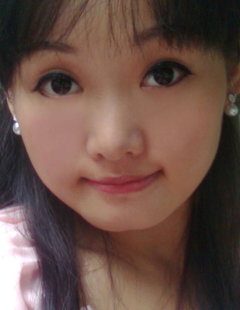 Beningggg,Imut dan.....Sedikit BB Gan..