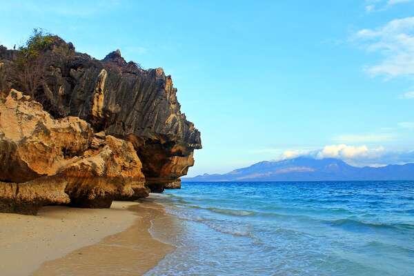 Bajo Pulo, Bagai Perawan Tak Terjamah dari NTB