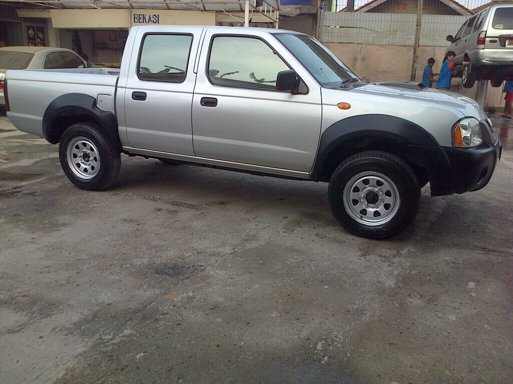 Nissan Frontier NP300 Double Cab 4x4 2010