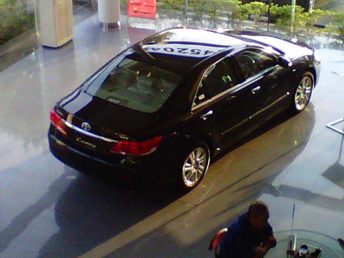 Toyota CAMRY Baru