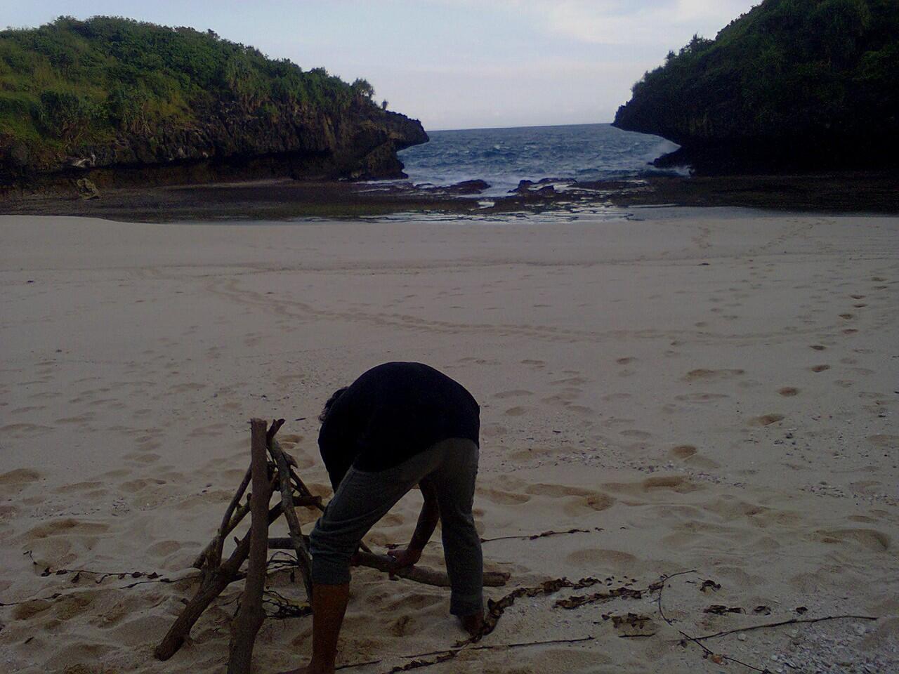 Pantai Sedahan Eksotisme Tersembunyi (pecinta alam masuk)