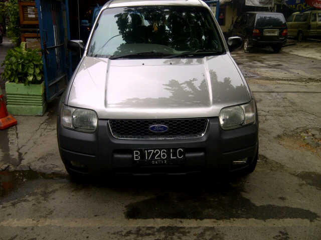 Ford Escape 3,0CC XLT thn 2004 (otomotif)