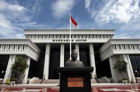 Pertama di Indonesia, Seorang Hakim Agung Mengundurkan Diri! 