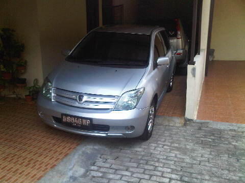 For Sale Toyota IST 1500cc 2004 "Jok Kulit, HID"