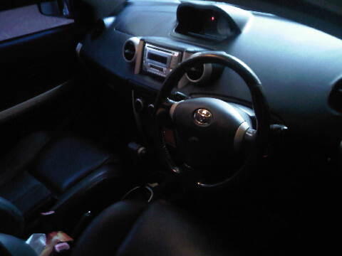 For Sale Toyota IST 1500cc 2004 "Jok Kulit, HID"