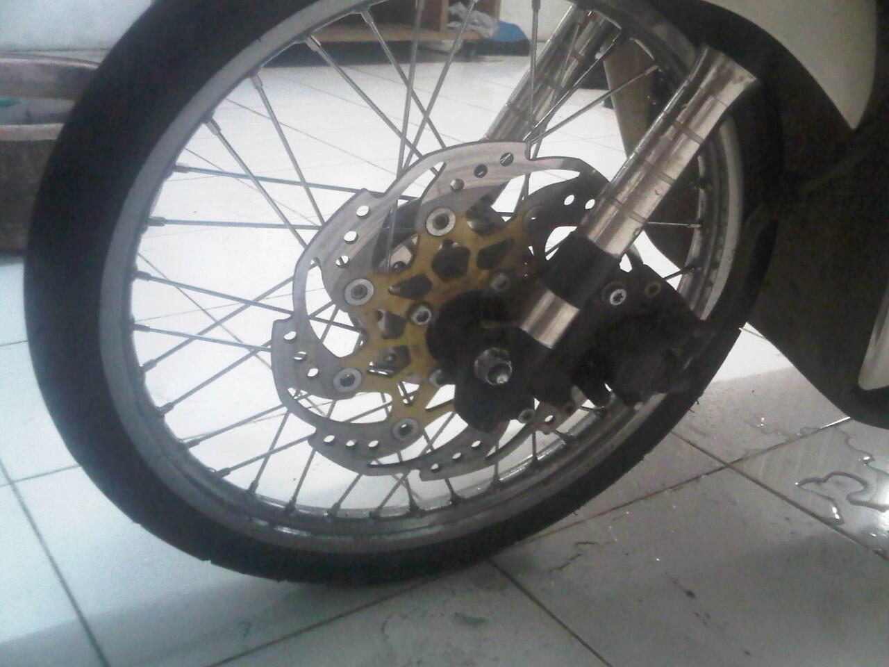 VELG TAKASAGO EXCEL 17x1.40 SILVER ex Scoopy (BOGOR)