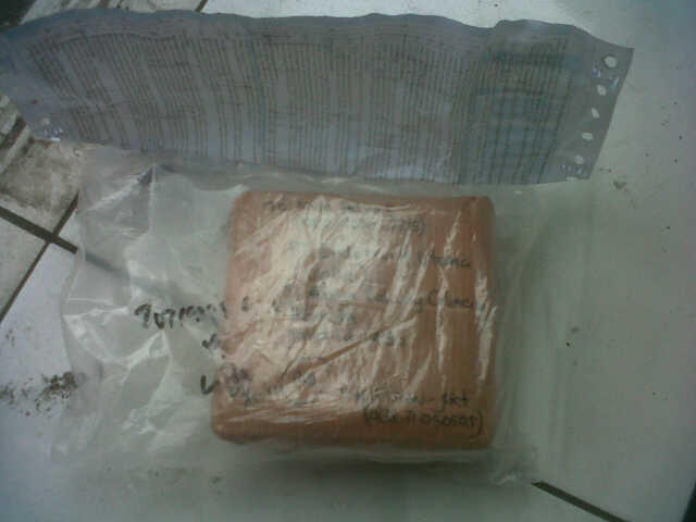BlackBerry Onyx 1 White Second! BlackBerry Second 9700 White Mulus Murah cekidot gan!