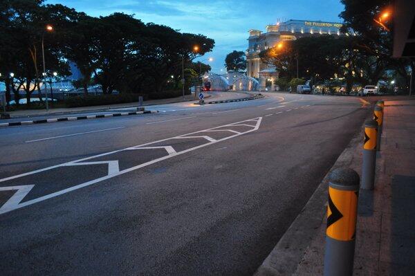 Berkeliling Singapura Dengan Bus Umum