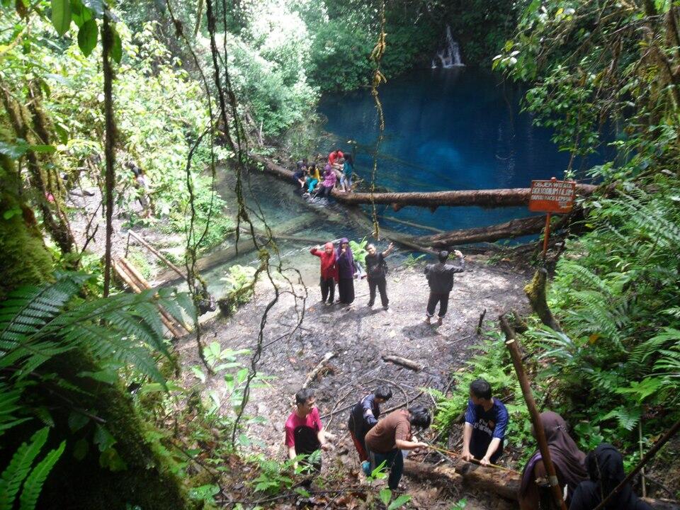 Hari gini masih ada sungai bersih di Indonesia? BUKAN MIMPI :)