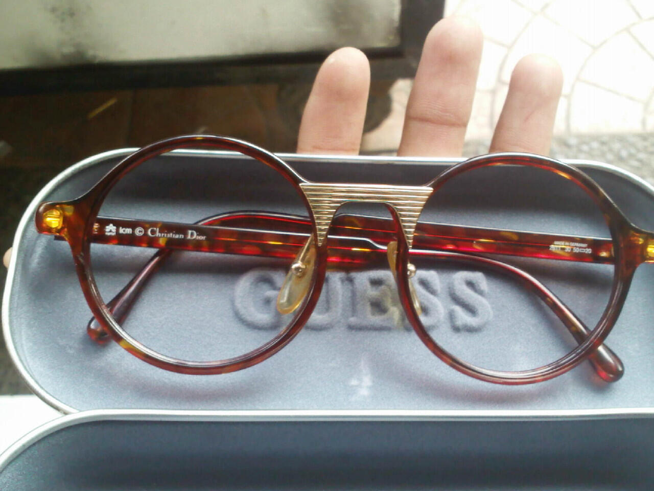 jual disc 30 lensa kacamata essilor perancis hoya jual disc 30 lensa kacamata essilor perancis hoya