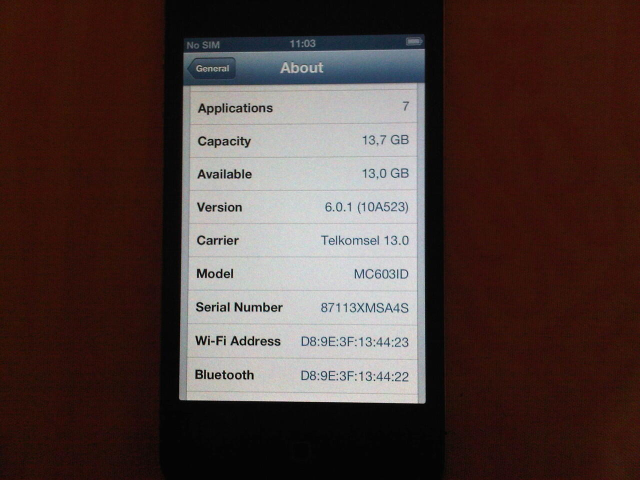 WTS: iphone 4G 16GB Black iphone 4G 16GB Black iphone 16GB Black. Mulus Dan Lengkap