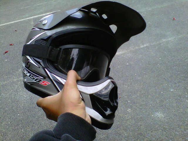 Terjual jual helm  cross KLX dan KYT murah jogja  KASKUS