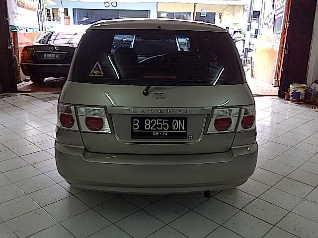 kia carens two istimewa