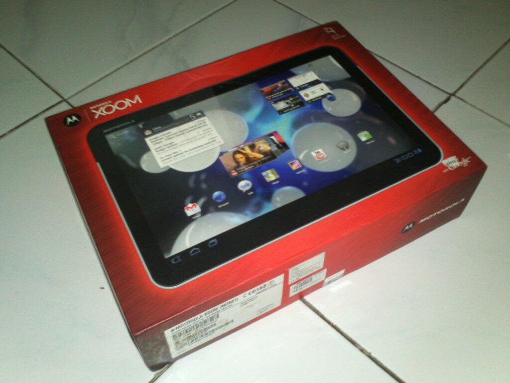 jual PC Tablet Motorola Xoom 32GB MZ601 (second nice condition)