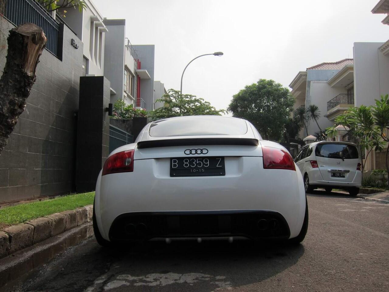 Cari FS Audi TT Quattro Turbo Full Modifikasi Mewah Putih Bagus