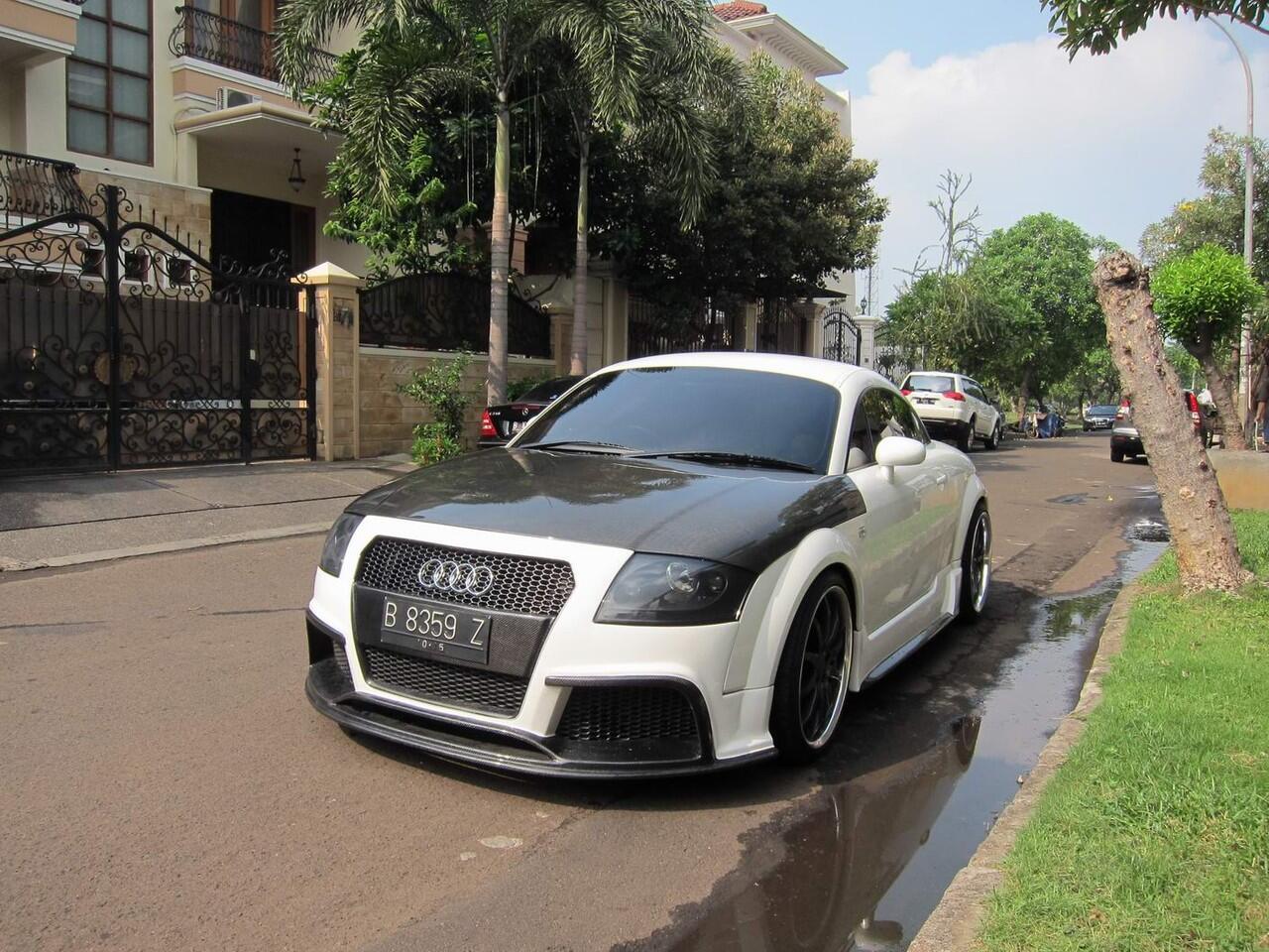 Terjual FS Audi TT Quattro Turbo Full Modifikasi Mewah Putih Bagus