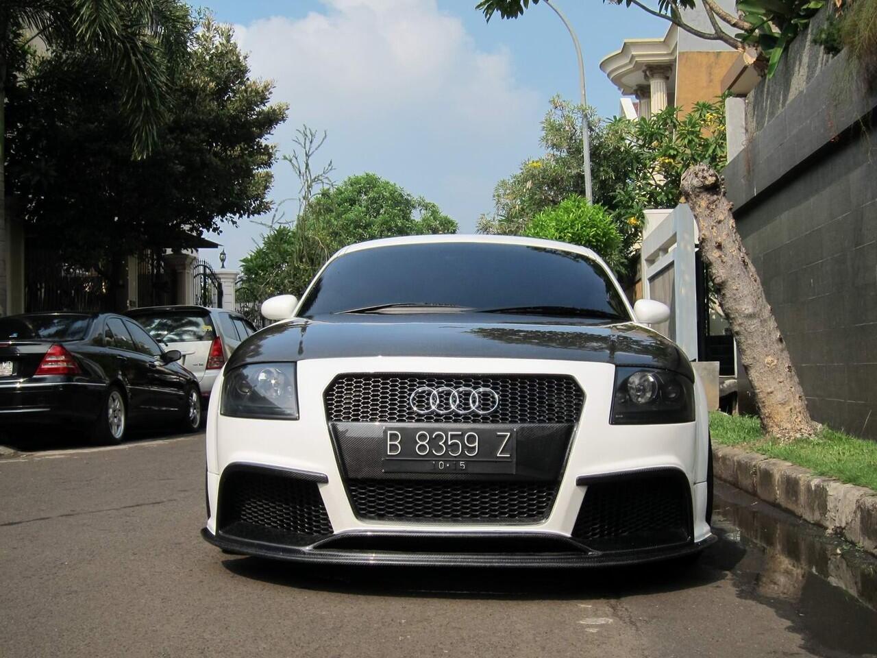 Terjual FS Audi TT Quattro Turbo Full Modifikasi Mewah Putih Bagus