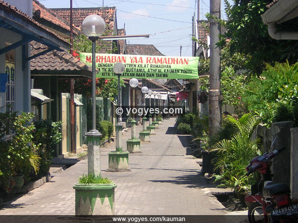 KAMPUNG KAUMAN - Pesona Perjuangan Islam