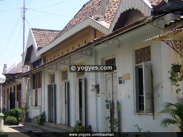 KAMPUNG KAUMAN - Pesona Perjuangan Islam