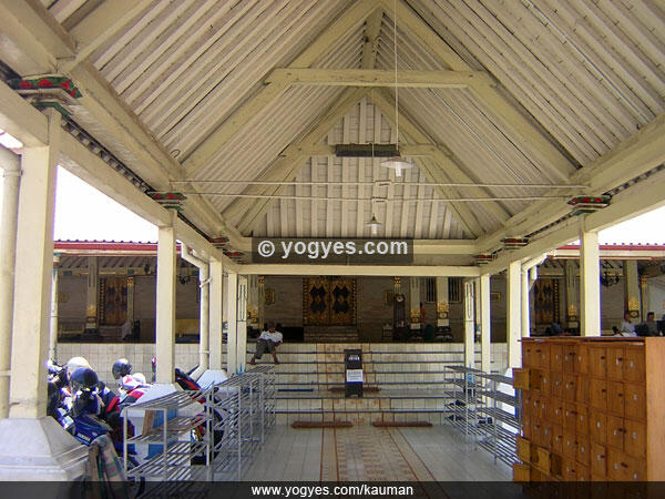 KAMPUNG KAUMAN - Pesona Perjuangan Islam