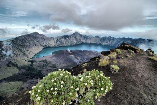 Keindahan Indonesia Dari Mata NATIONAL GEOGRAPHIC 