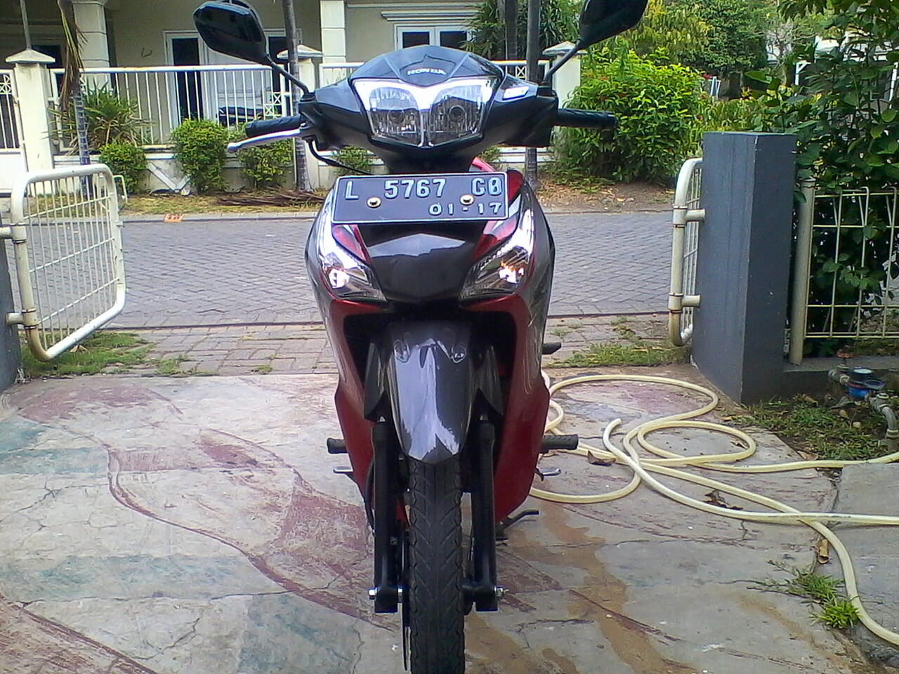 HONDA SUPRA X 125 HELM IN FI SURABAYA