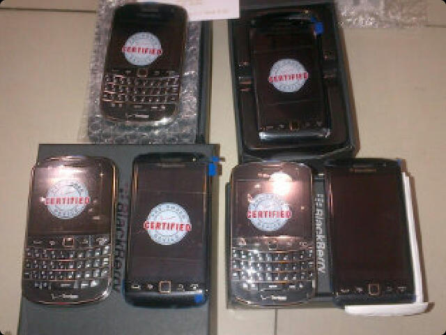 Blackberry MONACO 9850 Full touchscreen Gsm - Cdma Baru Segel Garansi 2 tahun