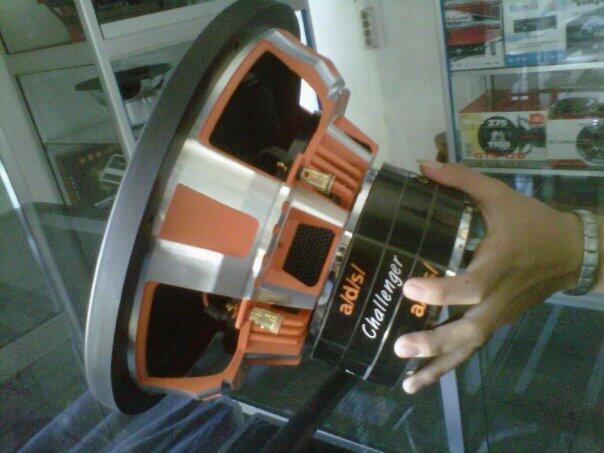 Subwoofer merk JL audio type W3V2....murah Bandung ....