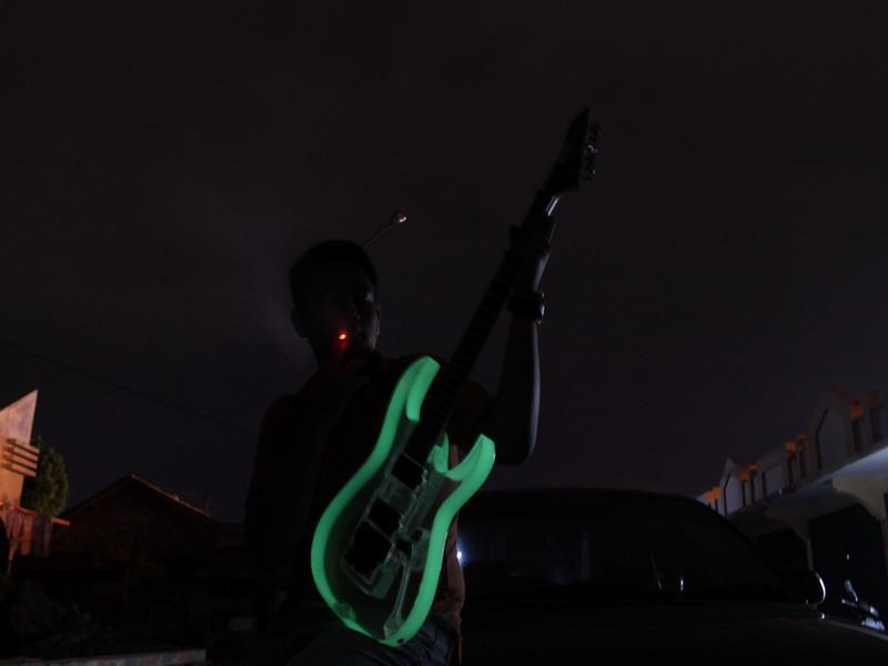 jual gitar bass akustik elektrik custom hand made semarang jawa tengah murah bagus