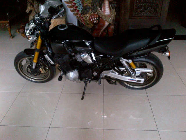 MOGE Suzuki GSX 1200 cc tahun 2002 terawat Denpasar